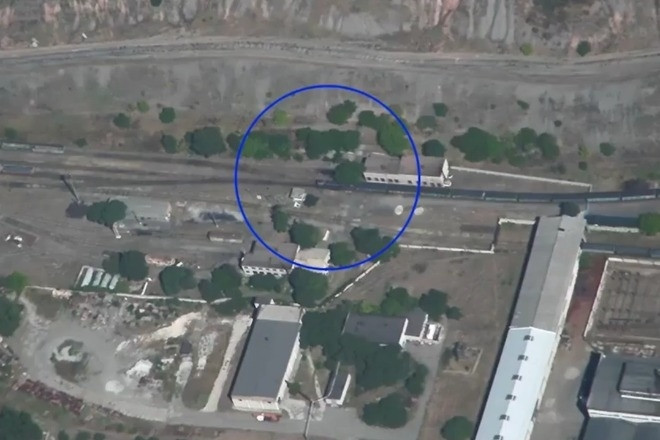 Video UAV Nga tập kích hàng loạt đoàn tàu chở hàng quân sự của Ukraine