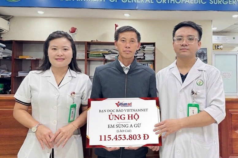 Bé Sùng A Gừ mắc bệnh hiểm nghèo được bạn đọc giúp đỡ hơn 115 triệu đồng
