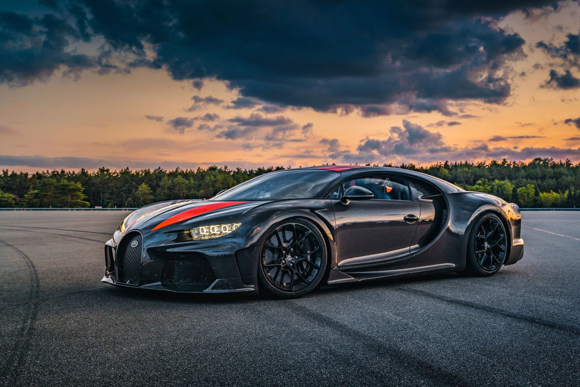 Bugatti Chiron Super Sport 300+.jpg