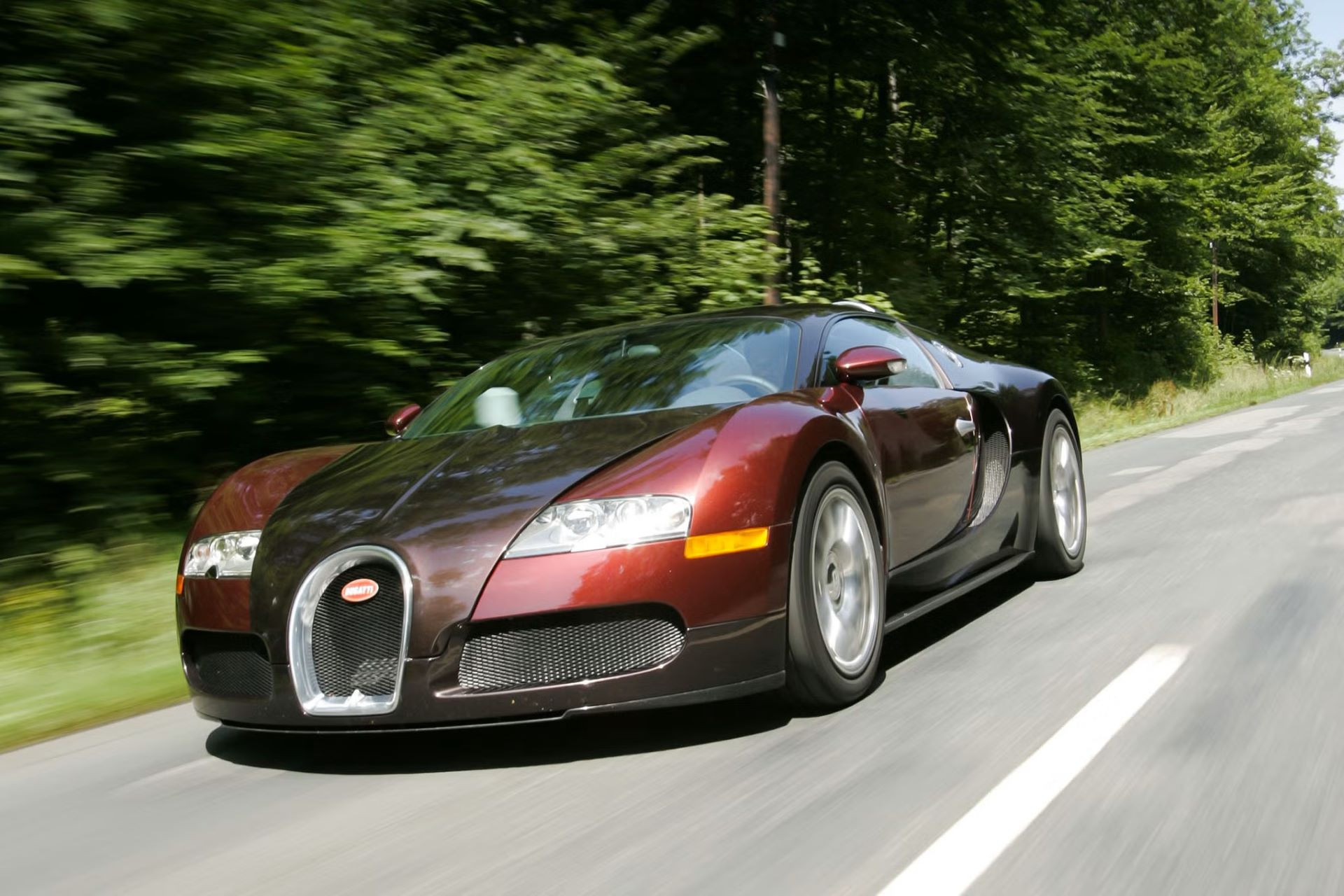 Bugatti Veyron 16.4.jpg