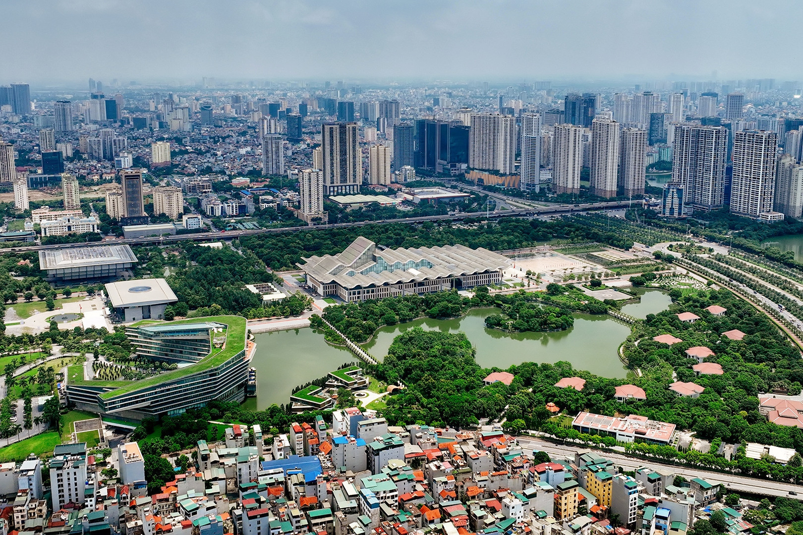 Hà Nội tính 'xoá' ngập úng bằng hồ điều hòa, bể ngầm trữ nước mưa