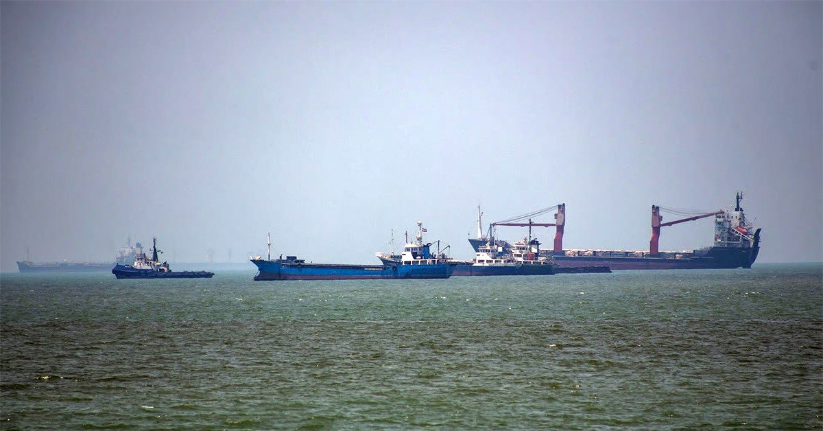 Iran dọa bắt giữ các tàu vi phạm quy định lưu thông qua eo biển Hormuz