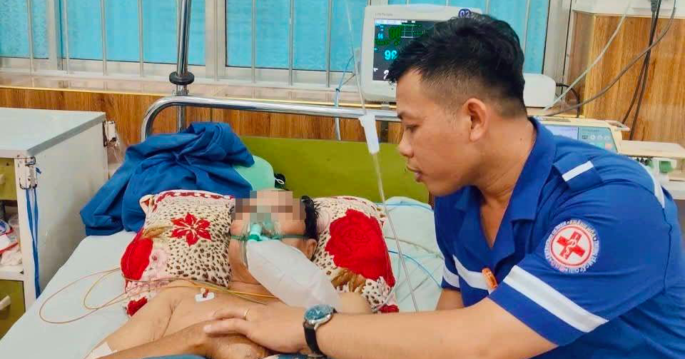 Người đàn ông ngưng tim tại nơi làm, tưởng không qua khỏi và cái kết bất ngờ