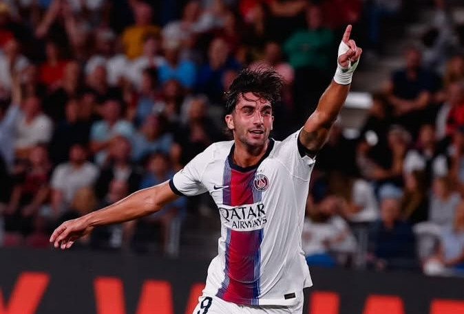Người hùng World Cup giải cứu PSG trận khai màn Ligue 1