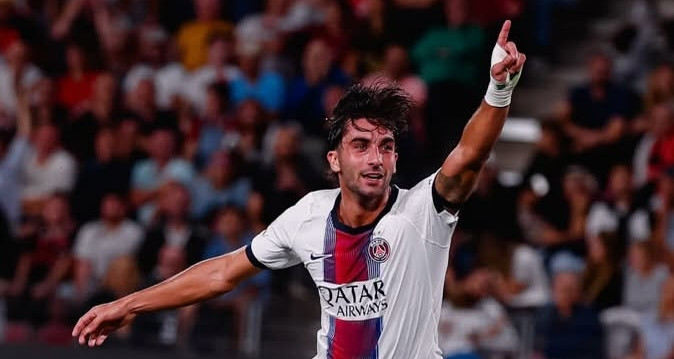 Người hùng World Cup giải cứu PSG trận khai màn Ligue 1