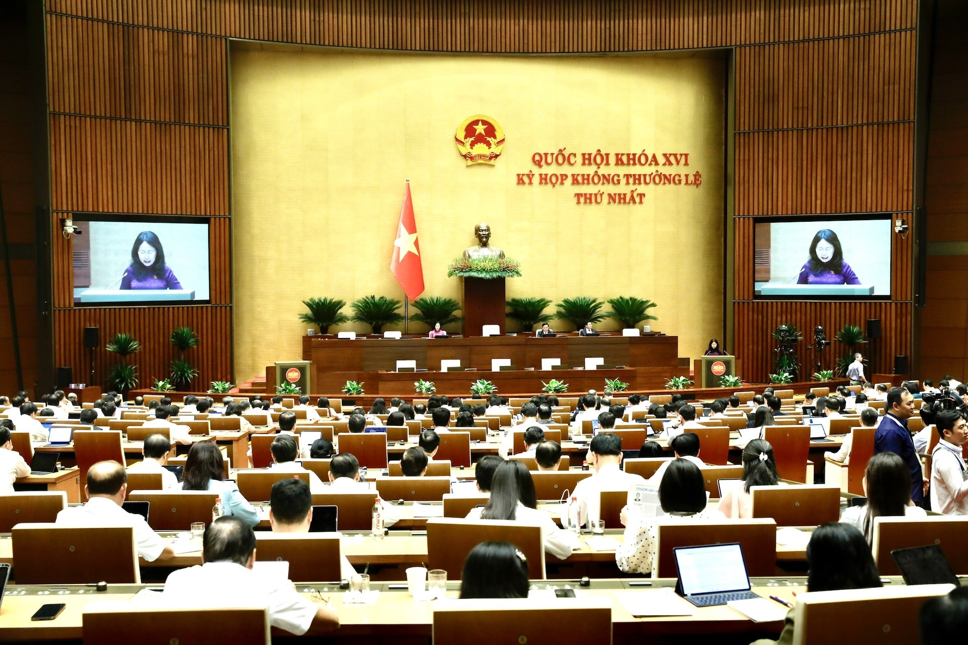 Quốc hội đồng ý di chuyển 2 di tích ở Bắc Ninh để làm đường nối sân bay Gia Bình