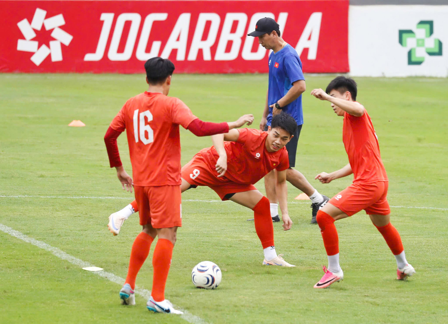 tuyen viet nam 6.jpg