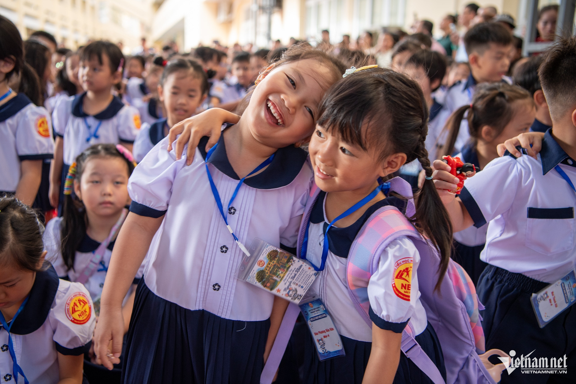 W-Lớp 1 tựu trường tiểu học Nguyễn Bỉnh Khiêm   Tuấn Hùng 66.jpg