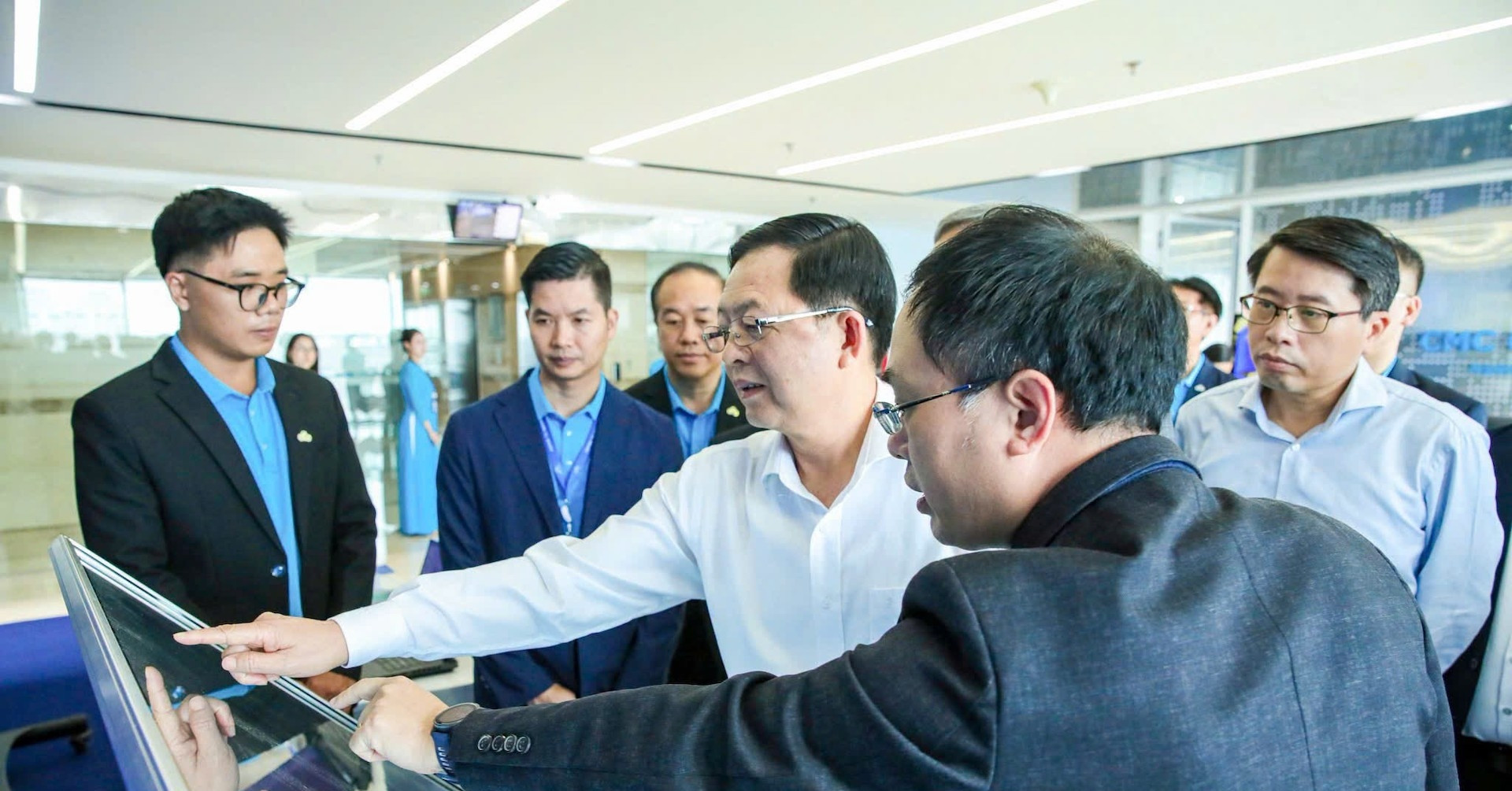 CMC lọt Top 10 doanh nghiệp ICT nộp ngân sách lớn nhất 2026