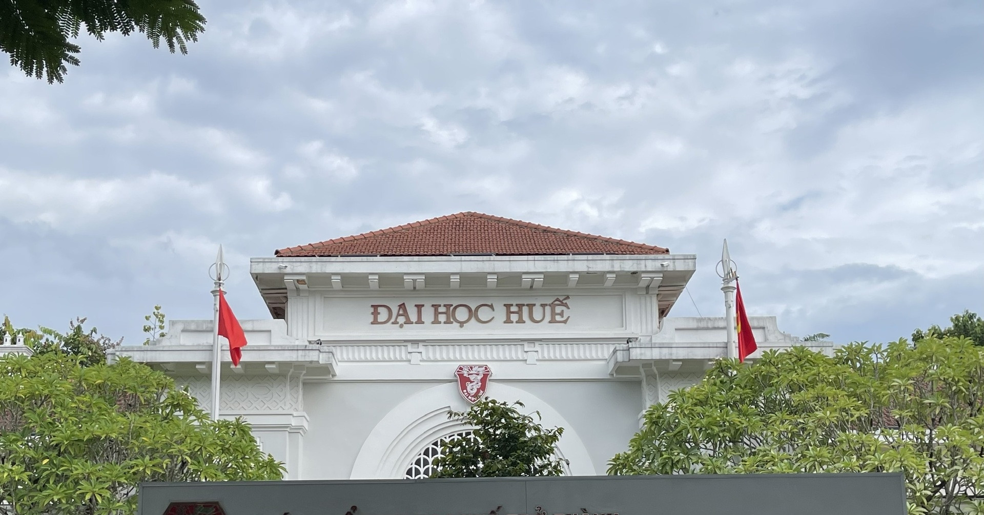 Đại học Huế lý giải nhiều thí sinh trúng tuyển đi nhập học lại thành rớt