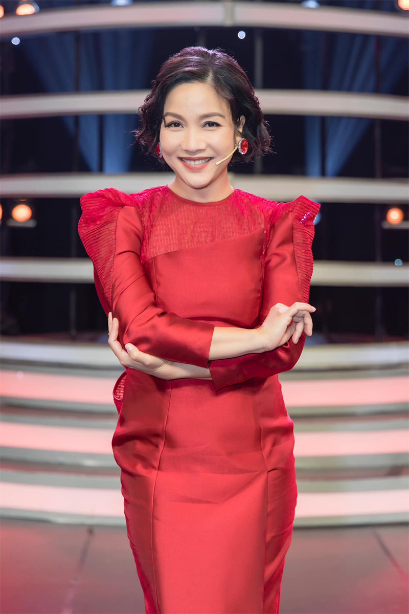 https://static-images.vnncdn.net/vps_images_publish/000001/000003/2026/8/25/my-linh-03-658.jpg