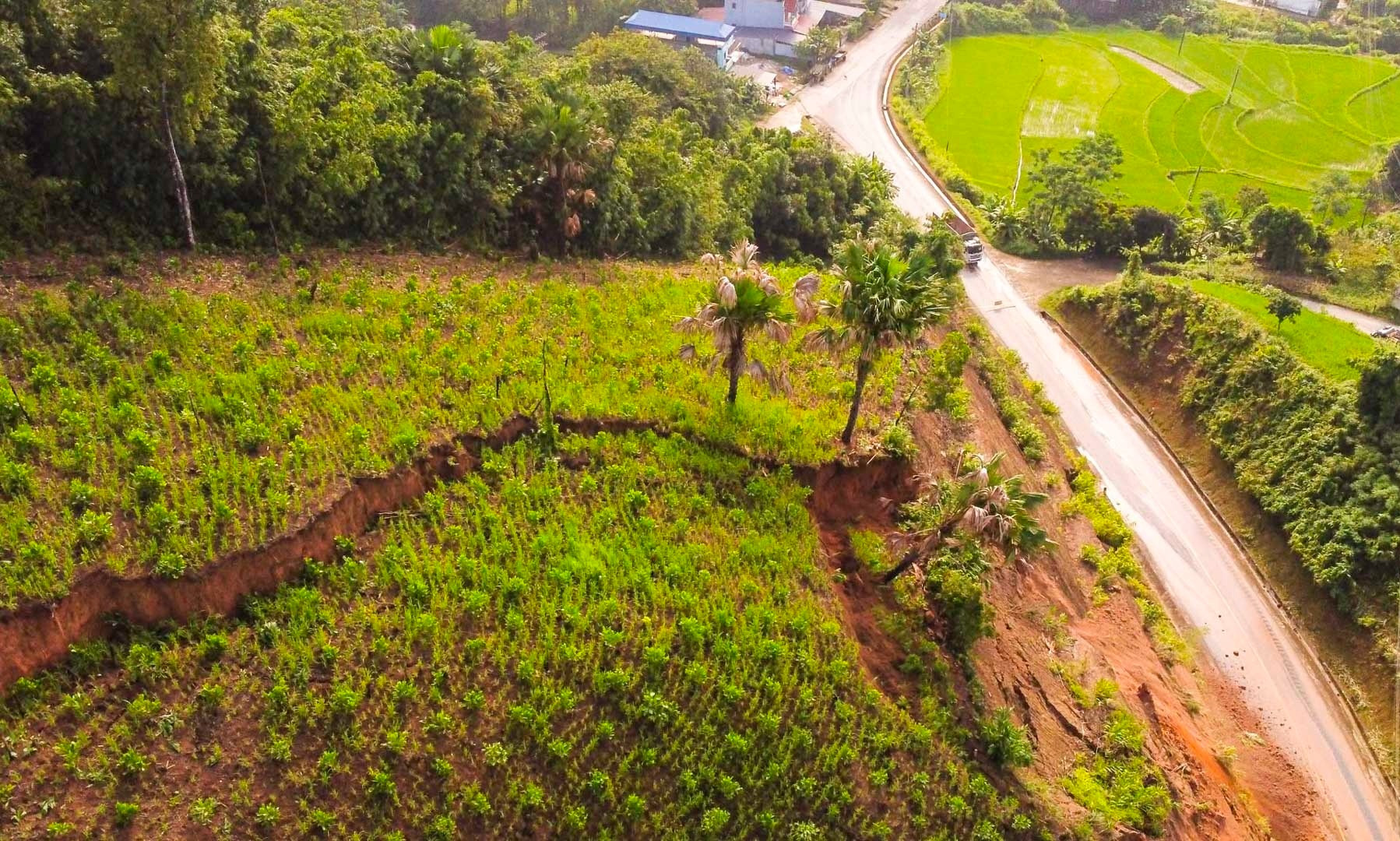sạt lở chợ đồn thái nguyên_1.JPG