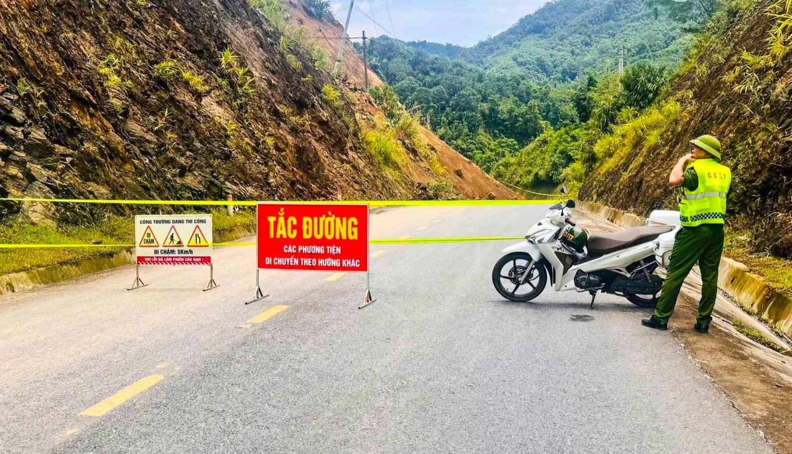sạt lở chợ đồn thái nguyên_2.JPG