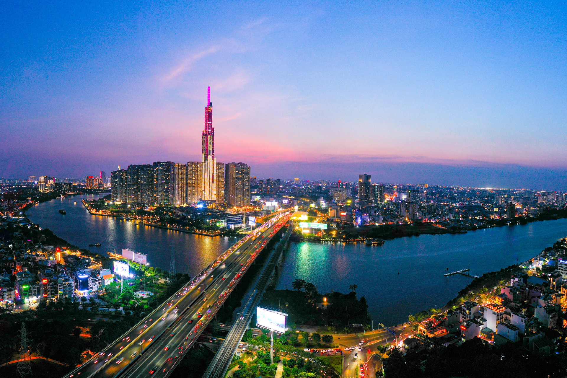 Thành ủy TPHCM yêu cầu khẩn trương cụ thể hóa Luật Phát triển đô thị