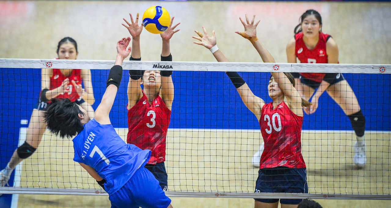 Trực tiếp bóng chuyền nữ Việt Nam 0-1 Nhật Bản: Set 2 giằng co