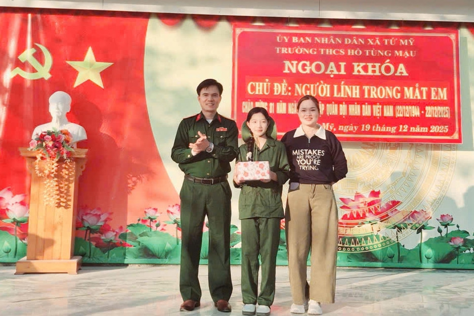 Từ quân nhân đến nhà giáo, phó hiệu trưởng chia sẻ lý do trở lại làm giáo viên
