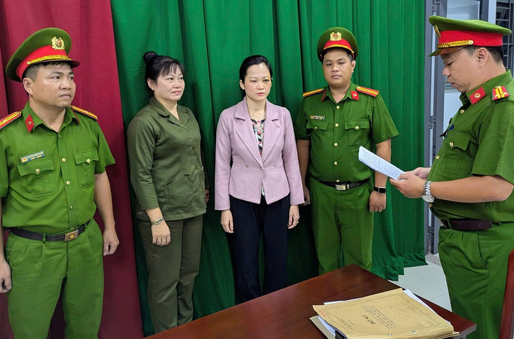 tuyetchinh.jpeg