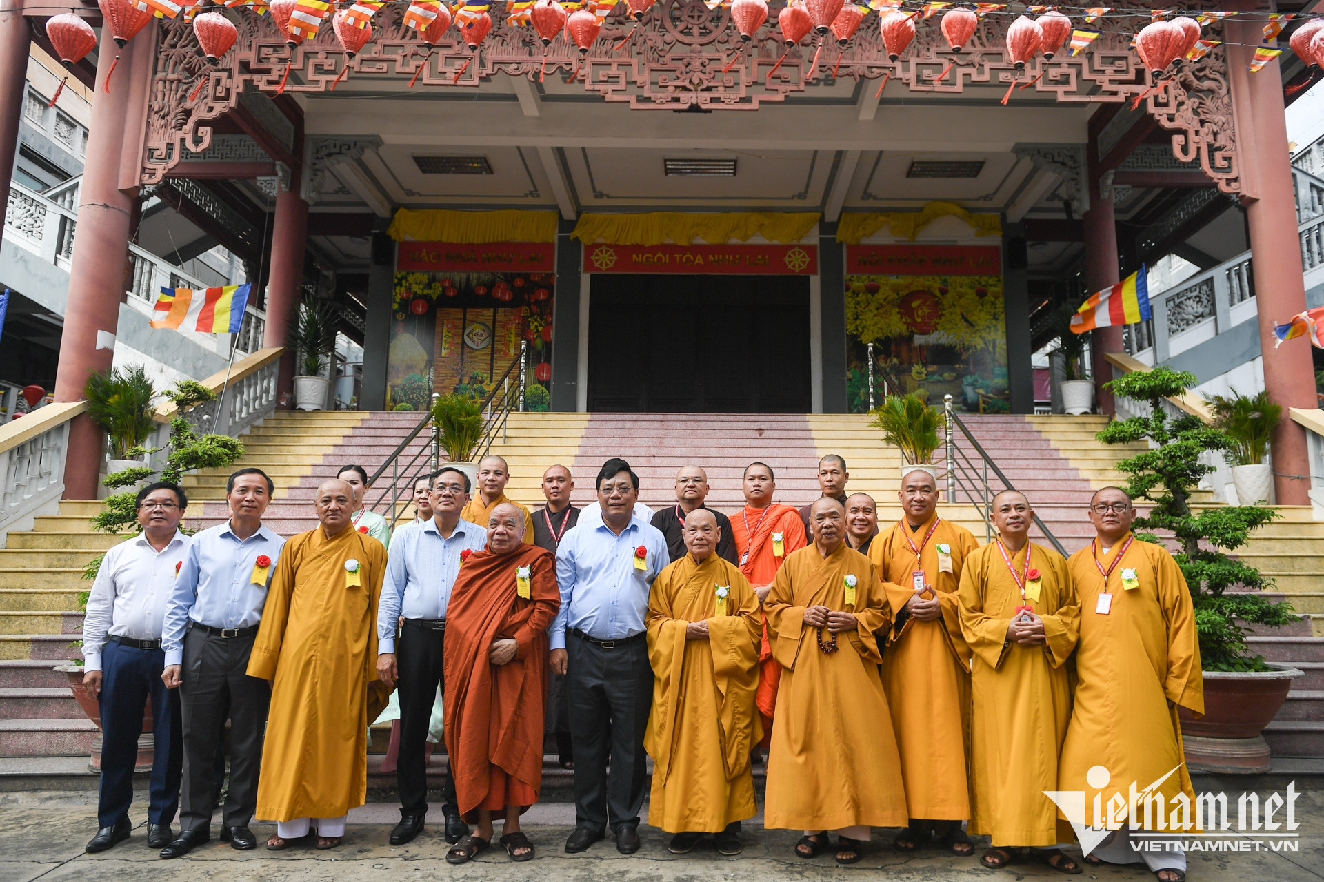 W-thứ trưởng Hải Trung   Vu Lan   Nguyễn Huế 17.jpg