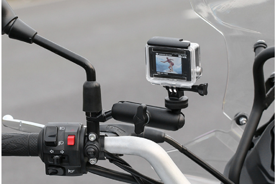 Đi xe máy, hay chạy đường dài có nên gắn camera hành trình?