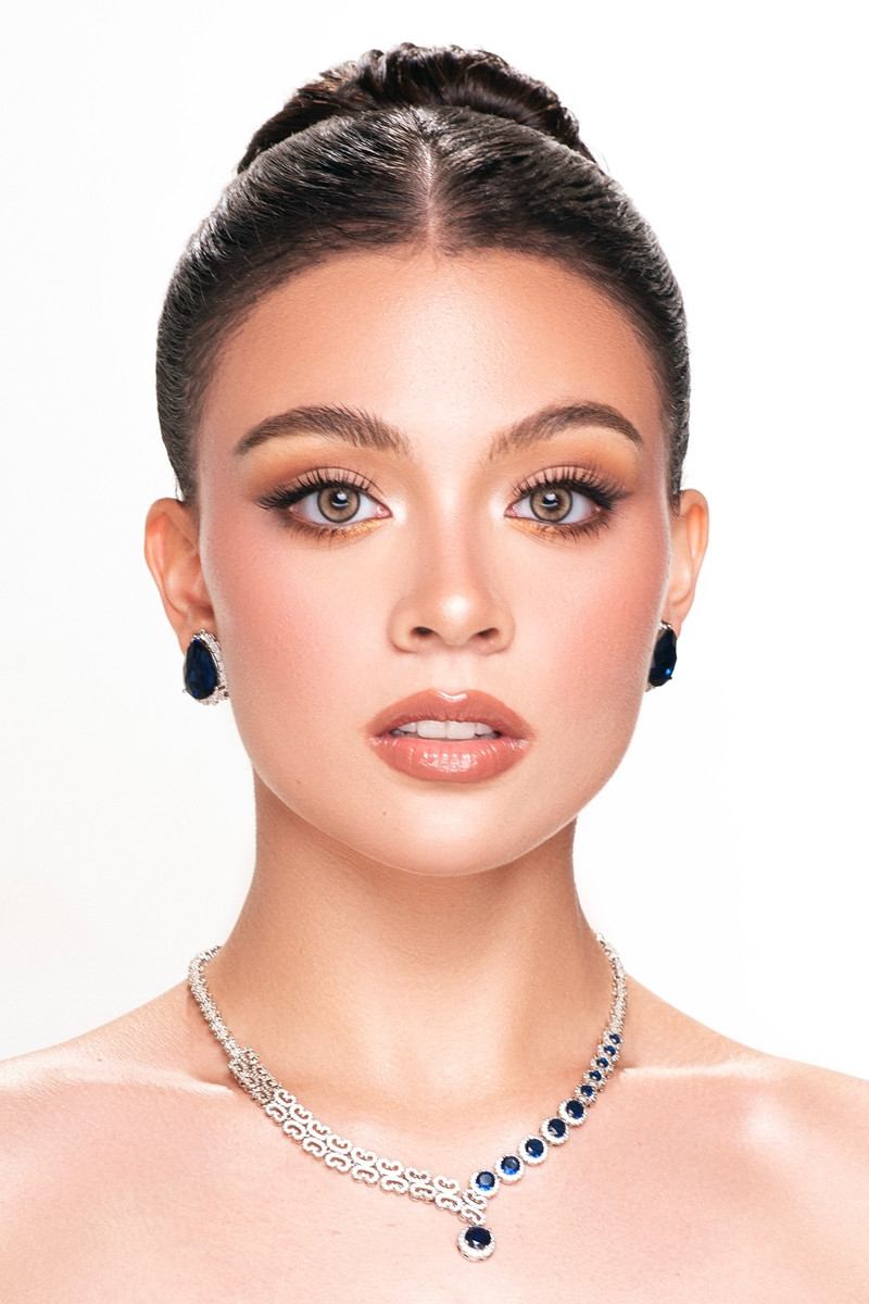 https://static-images.vnncdn.net/vps_images_publish/000001/000003/2026/8/26/miss-philipines-008-1967.jpg