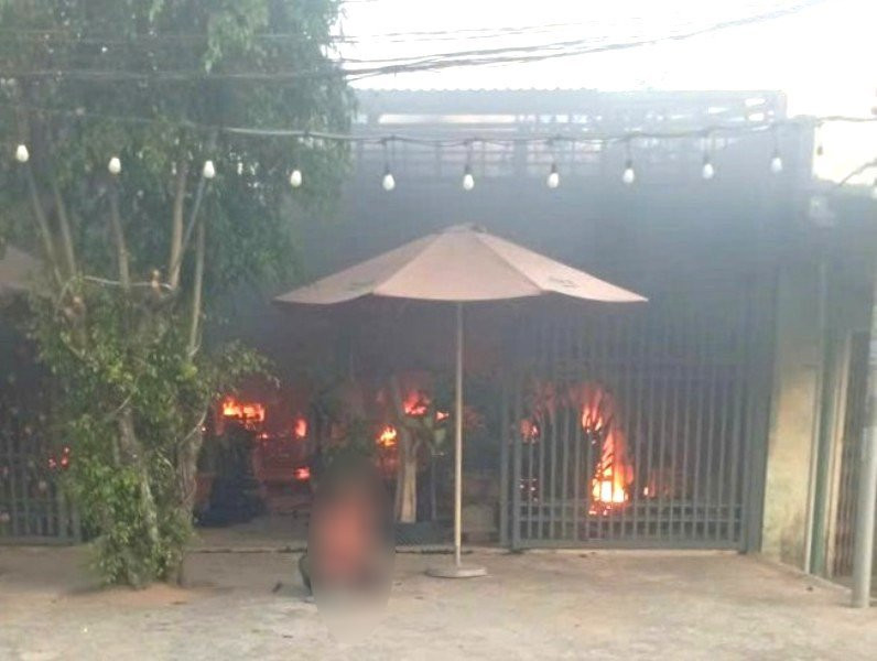 phong hoa dot nha nguoi tinh 476.jpg