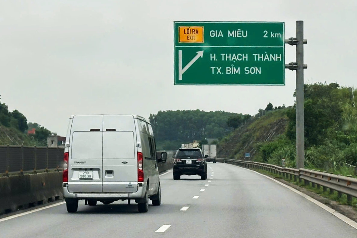 Quy tắc '3 giây' có đủ giúp tài xế tránh lỗi khoảng cách an toàn trên cao tốc?