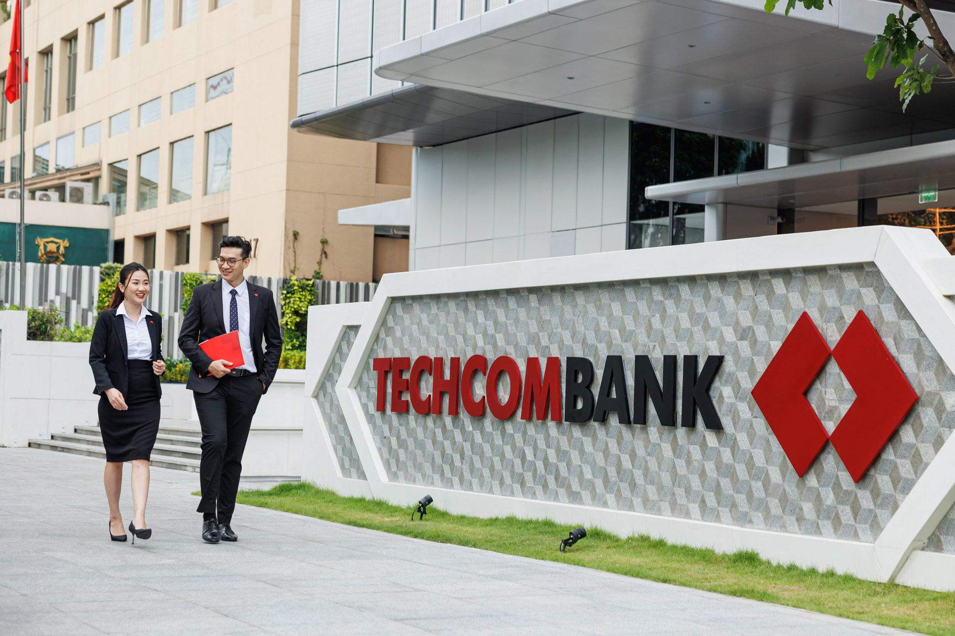 Techcombank.jpg