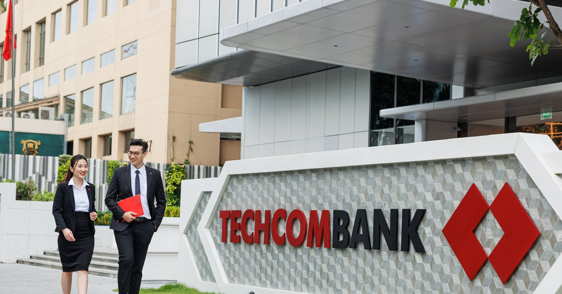 Techcombank chia cổ tức bằng cổ phiếu để tăng mạnh vốn điều lệ