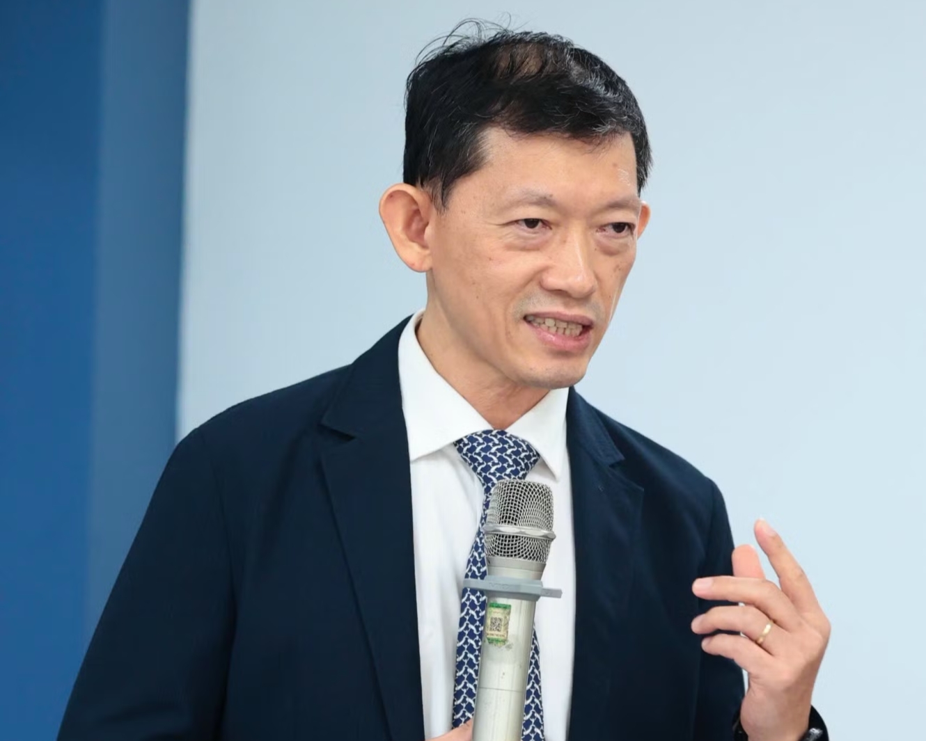 ts duong huy luong.