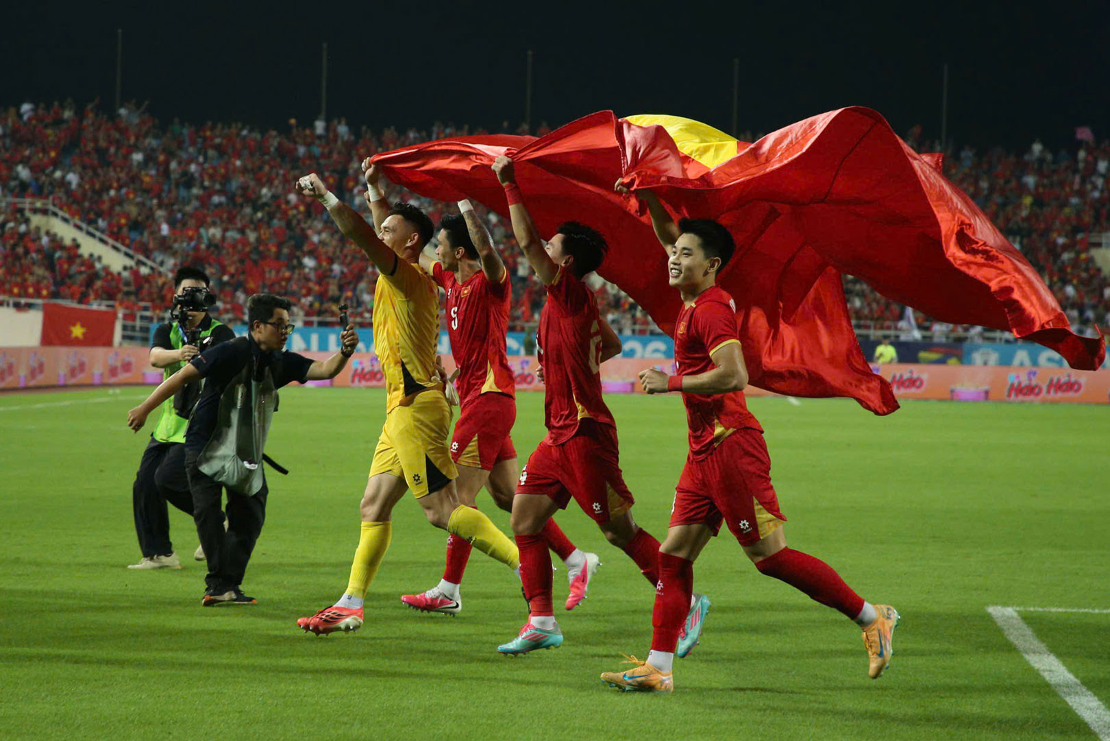Viet Nam vo dich 1.jpg