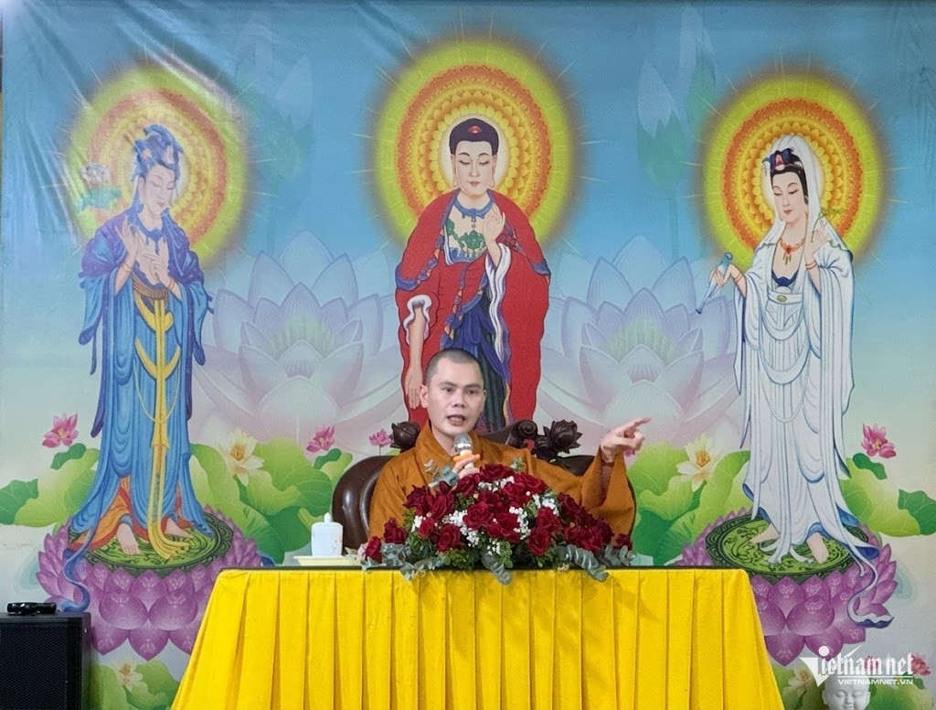 W-Dai duc Thich Khai Thanh 2.jpg