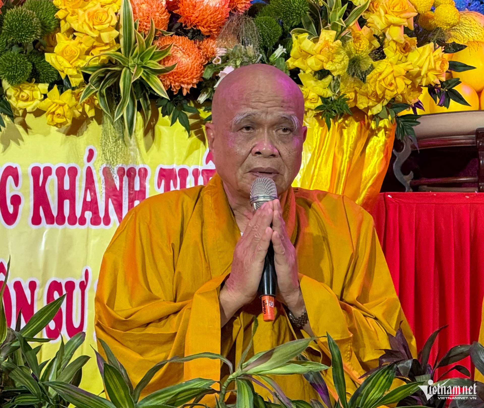 W-Hoa thuong Thich Thien Binh.jpg