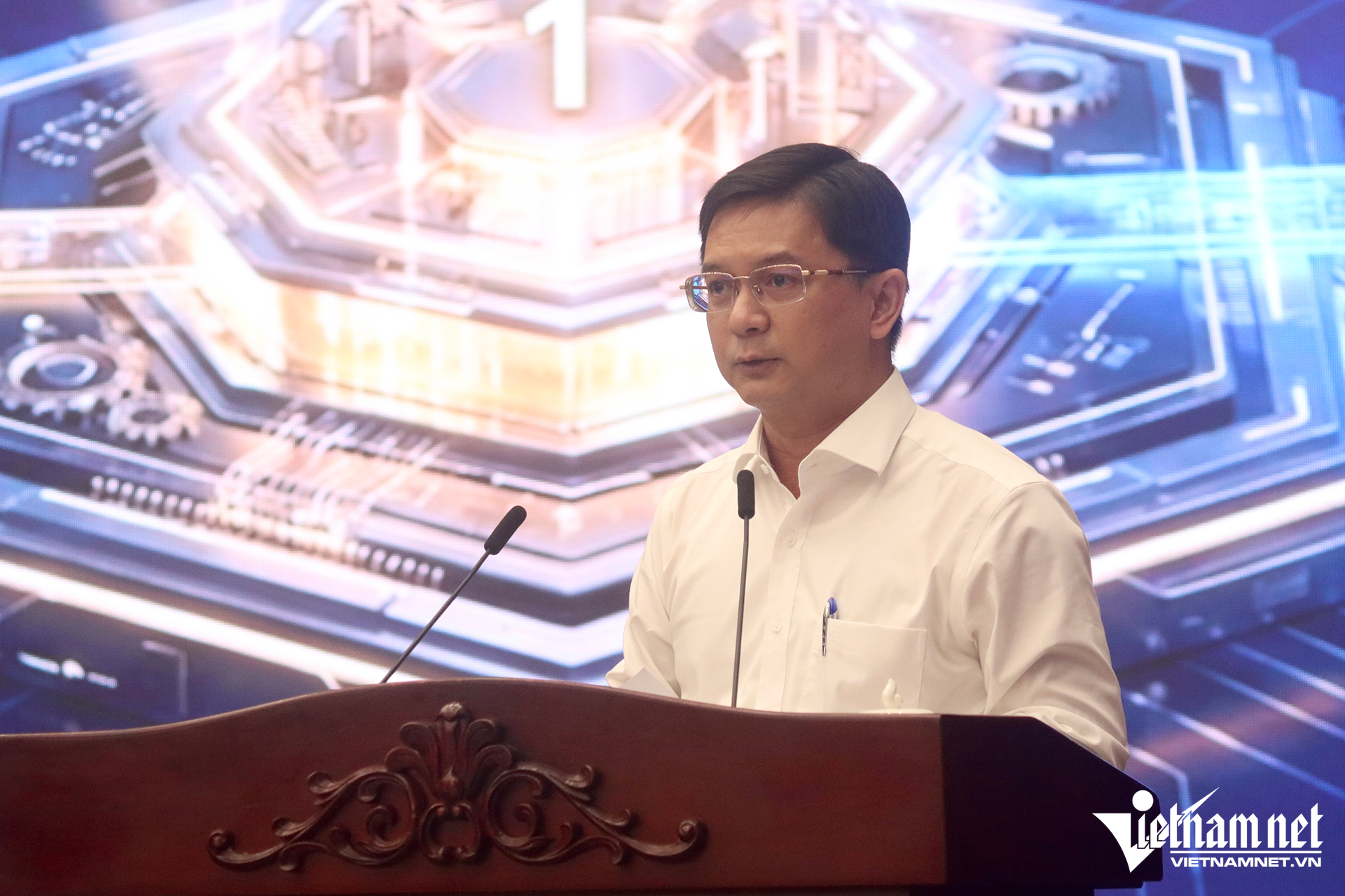 W-hội nghị 001.png