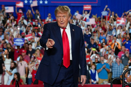 21dc trump graham topart kfbc superJumbo.jpg