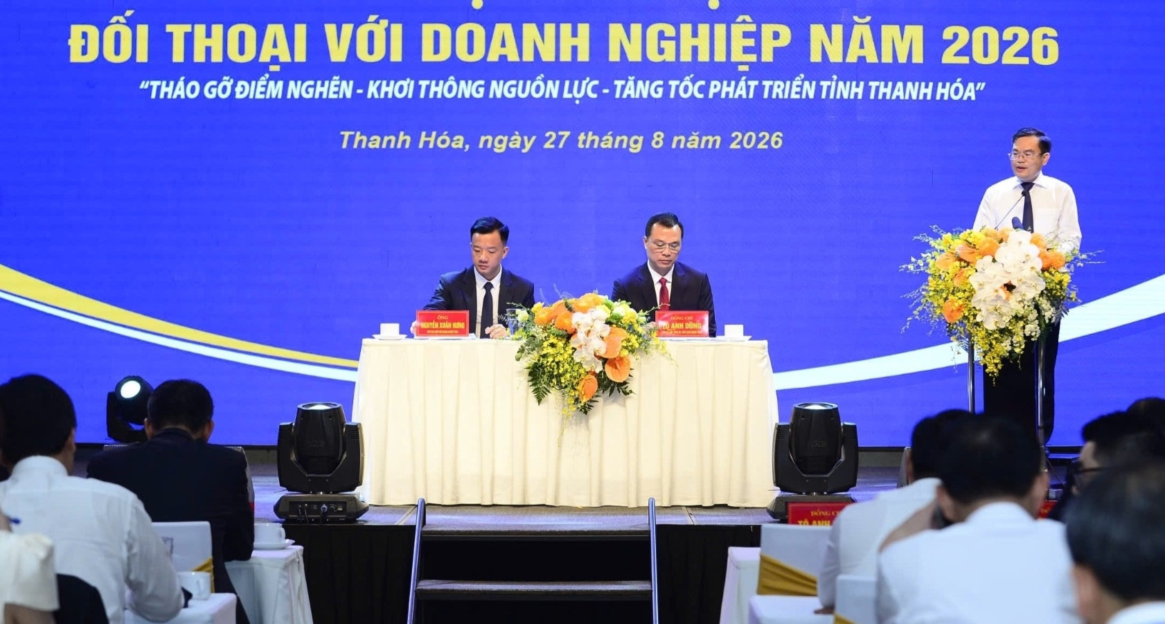 Chủ tịch tỉnh Thanh Hóa: “Nghĩ, làm và thành công cùng doanh nghiệp”