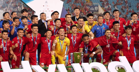 HLV Kim Sang Sik nói gì sau khi tuyển Việt Nam bảo vệ ngôi vương?