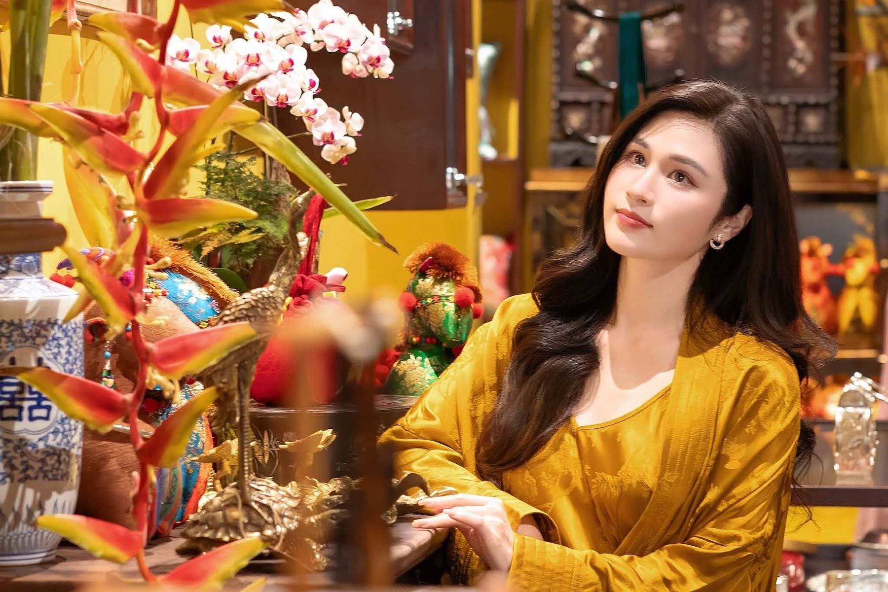 https://static-images.vnncdn.net/vps_images_publish/000001/000003/2026/8/27/minhtrang3-3334.jpg