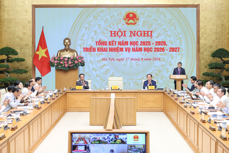 nam hoc moi1.png