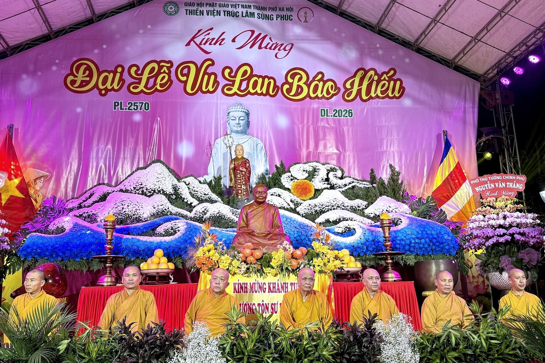 Vu Lan: 'Tiếng chuông' đánh thức lòng hiếu hạnh giữa nhịp sống hiện đại