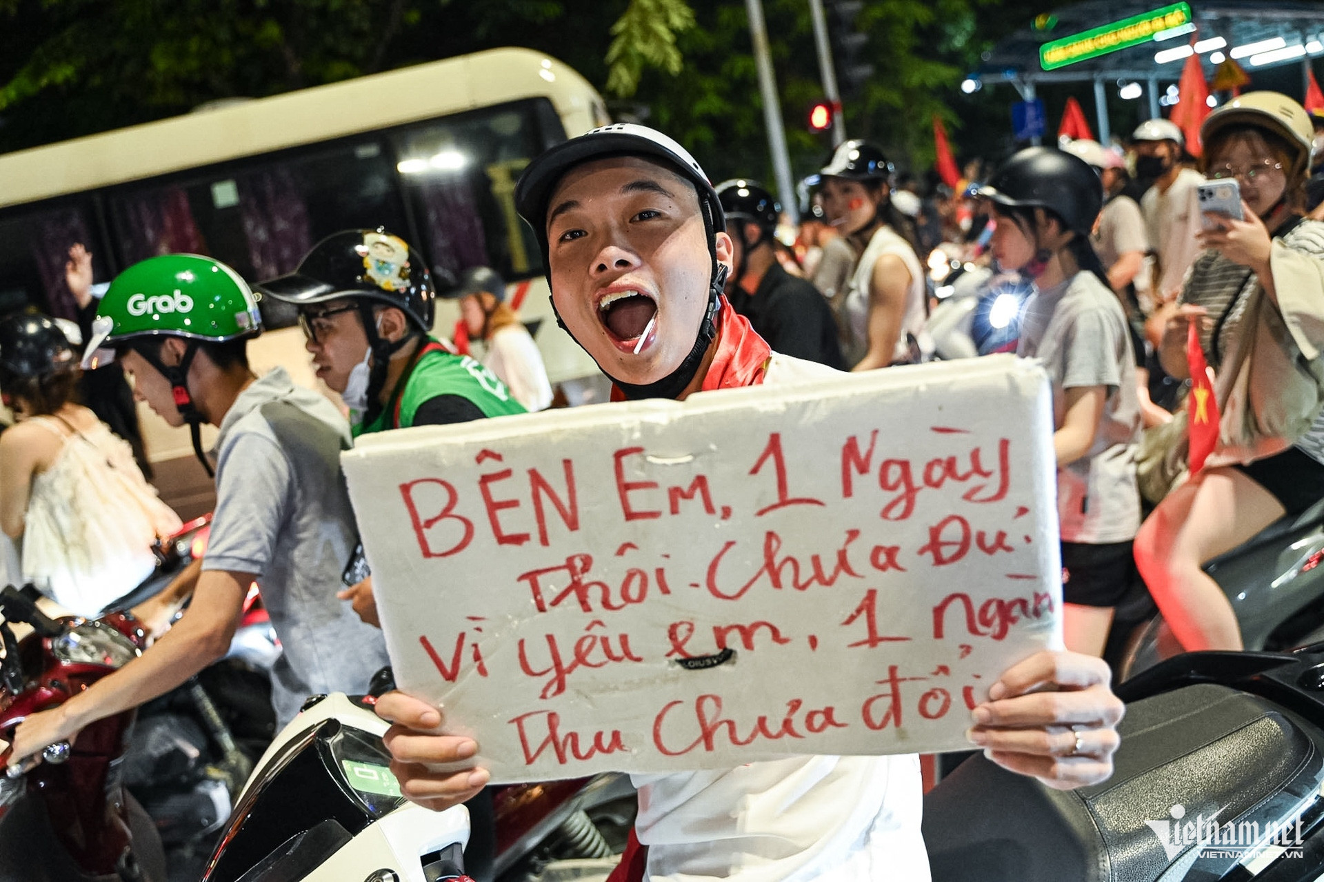 W-bao   bong da (5).jpg