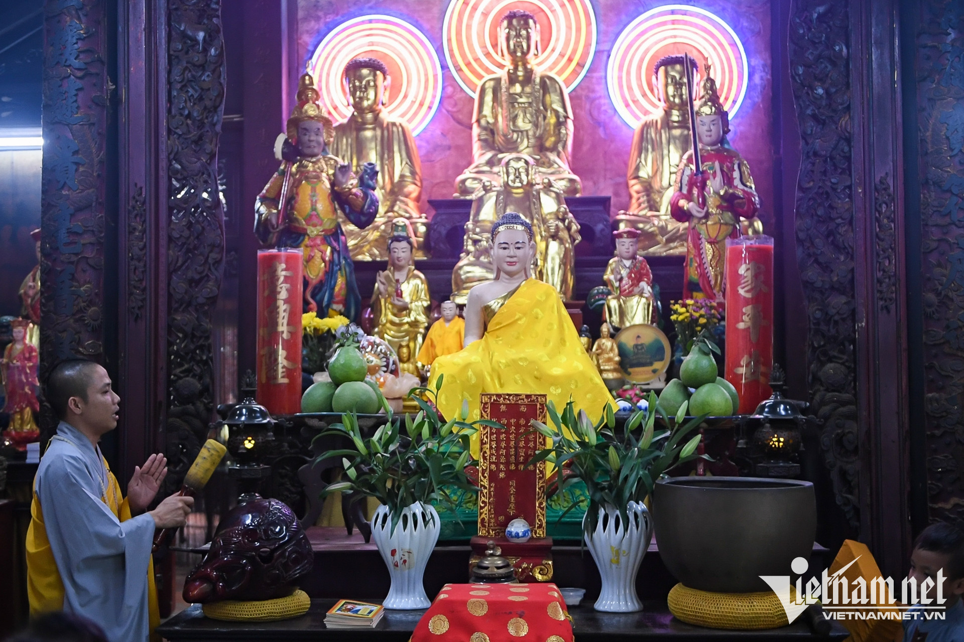 W-vu. lan TPHCM   Nguyễn Huế 4.jpg
