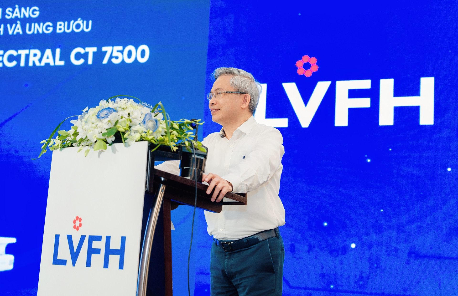 ảnh 3 lac viet.jpg