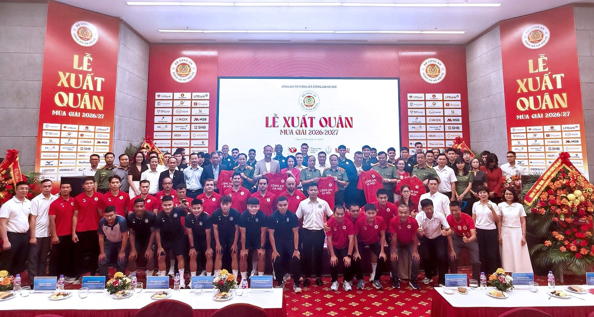 CLB Công an Hà Nội xuất quân, chinh phục 5 đấu trường