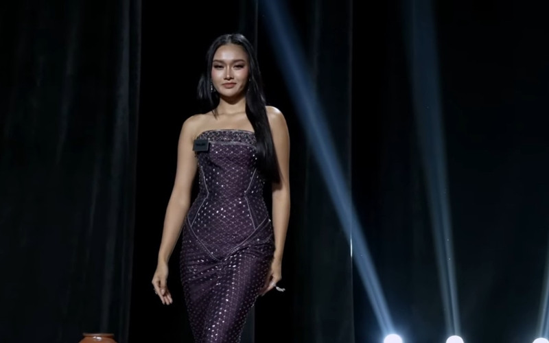 https://static-images.vnncdn.net/vps_images_publish/000001/000003/2026/8/28/miss-world-004-156.jpg