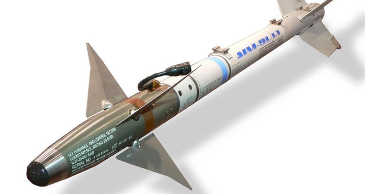 Sức mạnh sát thủ của tên lửa AIM-9X Mỹ bán cho Hàn Quốc vừa khiến Triều Tiên đe dọa đáp trả