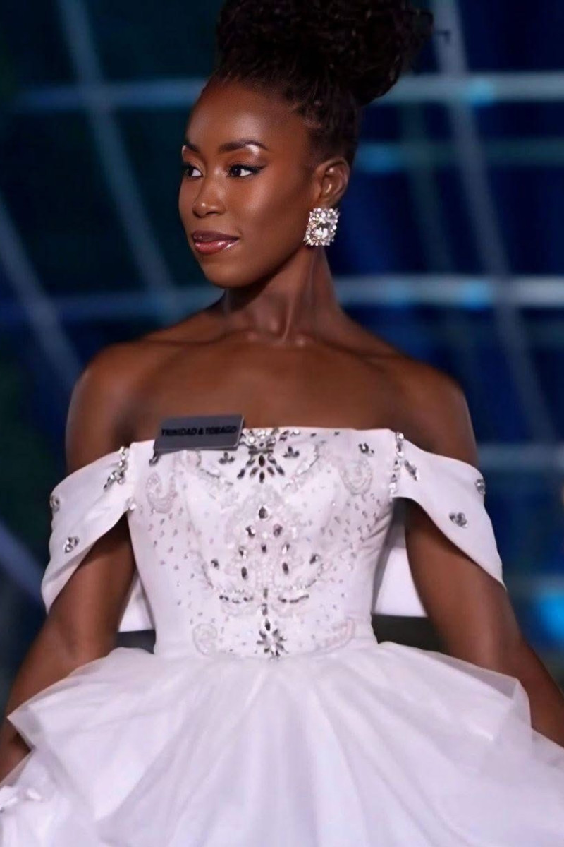 https://static-images.vnncdn.net/vps_images_publish/000001/000003/2026/8/29/miss-world-012-564.jpg
