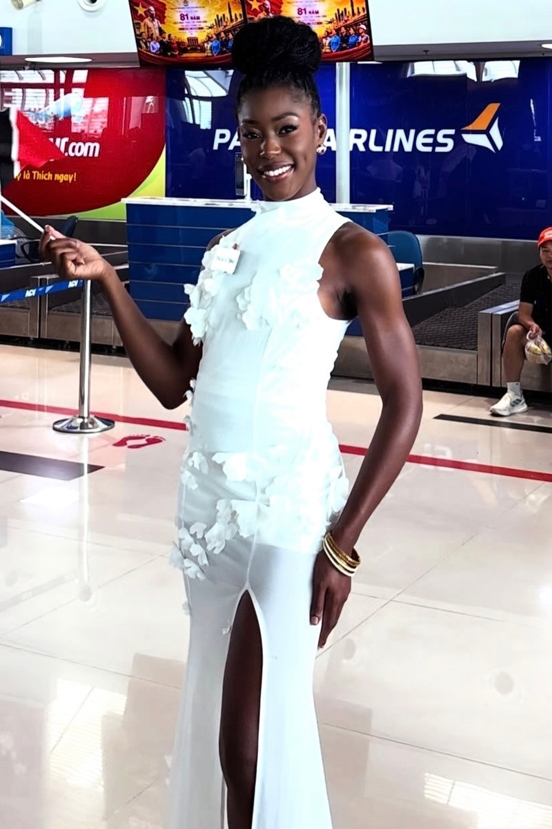https://static-images.vnncdn.net/vps_images_publish/000001/000003/2026/8/29/miss-world-013-565.jpg