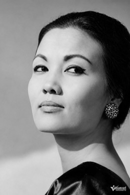 https://static-images.vnncdn.net/vps_images_publish/000001/000003/2026/8/29/w-kieu-chinh-003-1426.jpg