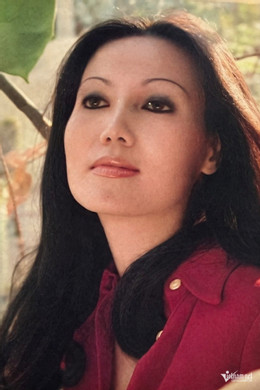 https://static-images.vnncdn.net/vps_images_publish/000001/000003/2026/8/29/w-kieu-chinh-004-1425.jpg