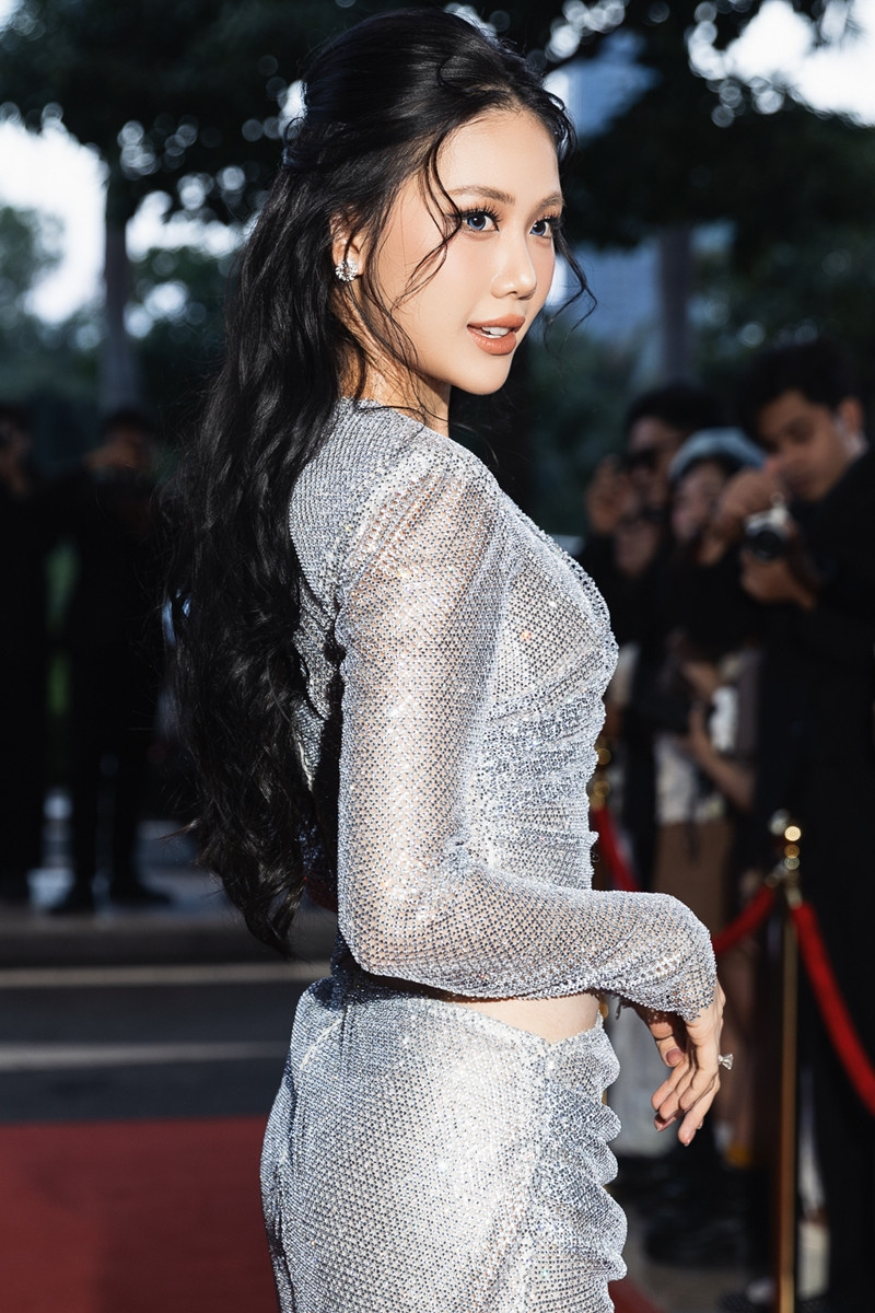 https://static-images.vnncdn.net/vps_images_publish/000001/000003/2026/8/3/chung-thanh-phong-001-1045.jpg